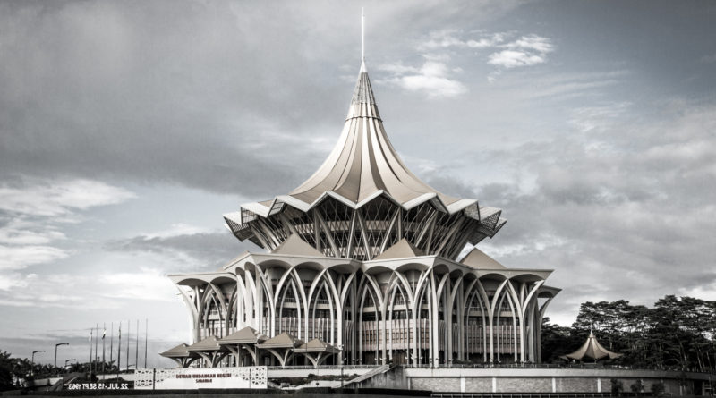 Nejznámější stavbou v Kuchingu je místní opera